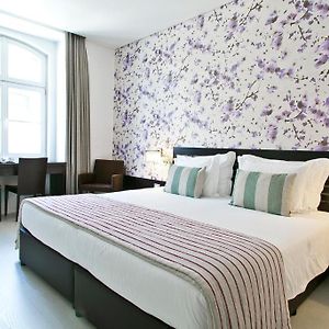 Standard Double or Twin Room Street View